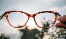 字节跳动回应即将发布AI眼镜：早期探索阶段