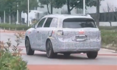 提前泄漏车内设计 男子偷拍未上市问界M9被判赔25万元