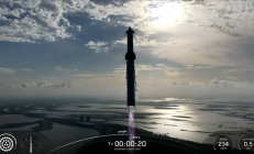 SpaceX星舰第十次试飞成功！二级飞船海上溅落放烟花“庆祝”