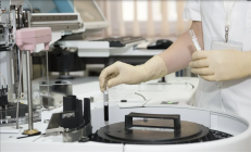 冬天到底应该多久洗一次澡 南、北网友吵翻了：专家给答案