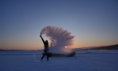 雷军解锁泼水成冰：透露现场三大任务