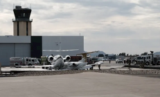 美国一机场再次发生两架飞机跑道相撞事故 至少1人死亡