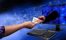 央视曝光套路贷陷阱：女子借款13万滚到近1300万！