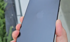 5.5mm史上最薄苹果手机！iPhone 17 Air最新机模上手