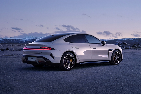 2024年中国车企市值排行:小米力压比亚迪成第一 靠问界的赛力斯跻身第四