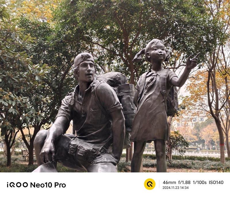 全球首款天玑9400游戏机iQOO Neo10 Pro全面评测：144帧丝滑玩《星铁》真香！