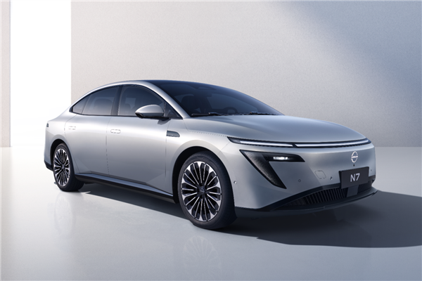 日本人不用眼馋!日产:考虑在日推出电动轿车N7