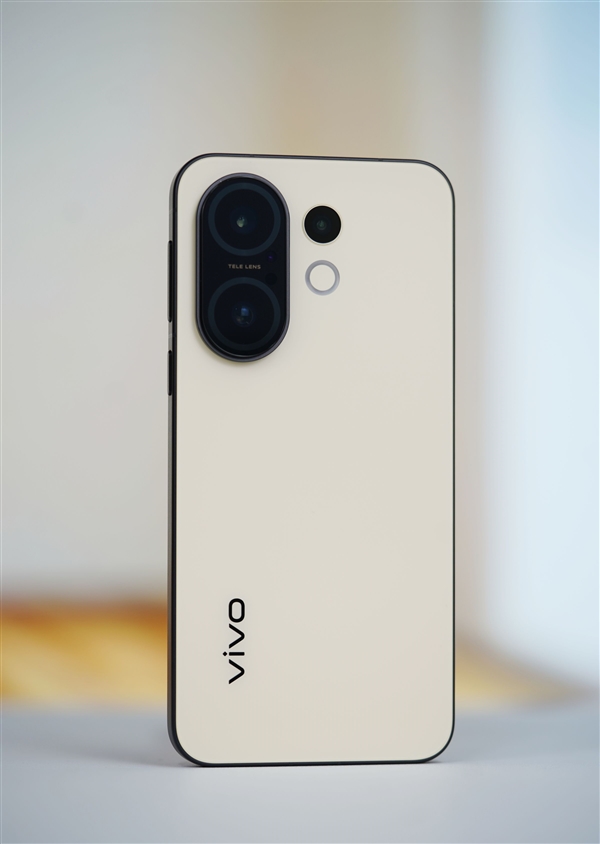 6.31英寸完美小直屏！vivo S30 Pro mini图赏