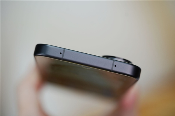 6.31英寸完美小直屏！vivo S30 Pro mini图赏