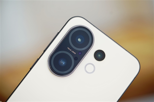 6.31英寸完美小直屏！vivo S30 Pro mini图赏