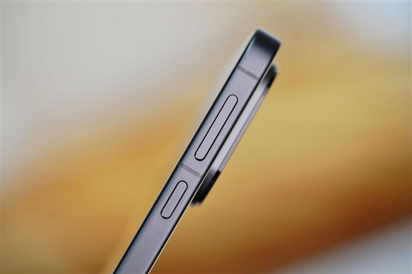 6.31英寸完美小直屏！vivo S30 Pro mini图赏