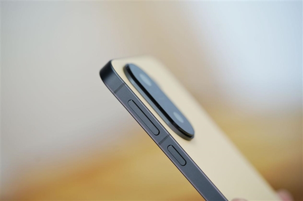 6.31英寸完美小直屏！vivo S30 Pro mini图赏