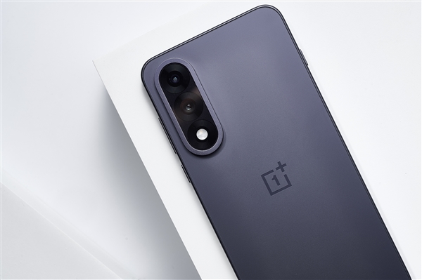 一加Ace 5至尊版实测:宿舍抢网神器实至名归