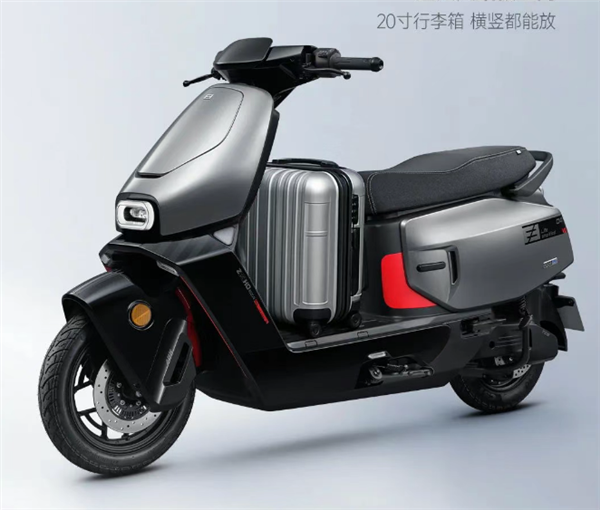 首发3780元起 极核EZ4电摩上市：最快能跑58km/h