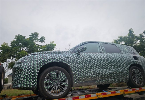 挑战30万级市场！零跑D系列新车型曝光：年底有望亮相