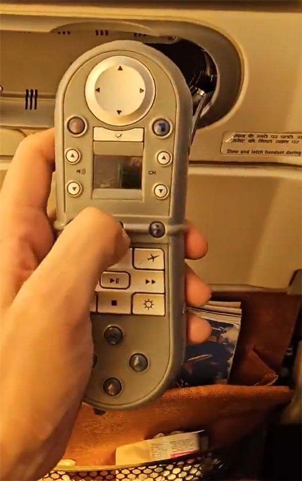 什么原因导致印度客机起飞30秒坠毁:航空专家推测三种可能