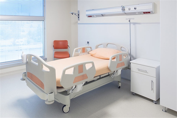 男生拍抽象视频被网友诊断为脊柱隐裂:神了