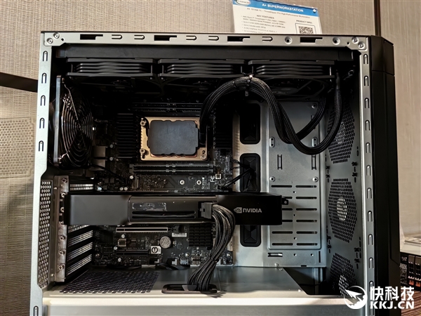 AMD Zen5线程撕裂者9000深入揭秘:领先竞品最多145%!四大金刚护卫