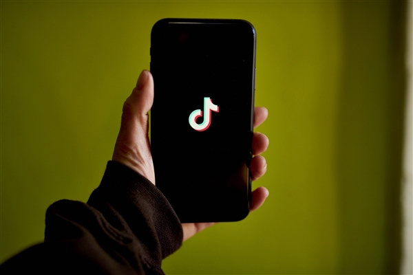 李连杰:我不是装孙子 是真孙子