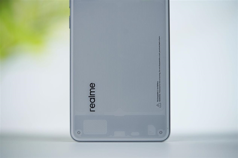 透明机甲战士真我Neo7 Turbo全面评测：2K档的性能颜值双料王