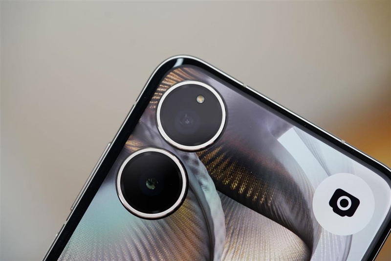 游戏不发烫、内屏无折痕！小米MIX Flip 2评测：行业唯一的满配旗舰小折叠