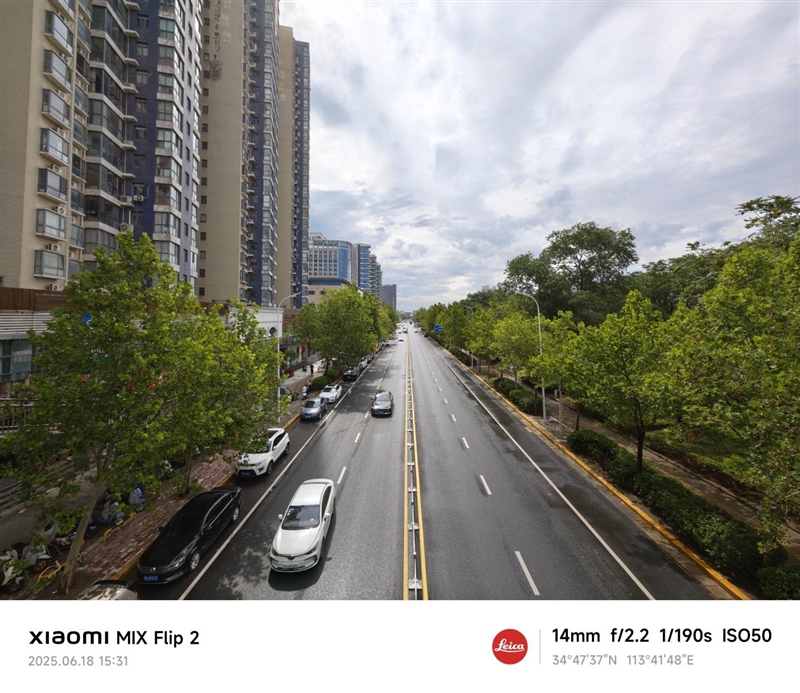 游戏不发烫、内屏无折痕!小米MIX Flip 2评测:行业唯一的满配旗舰小折叠