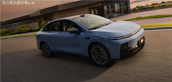 10.58万起 零跑B01纯电轿车开售：原生后驱、起步550公里