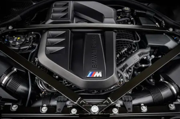 史上最强版本！全新宝马M2CS即将亮相：小小车身内含530马力