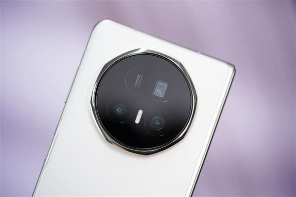 史上最轻薄的大折叠！荣耀Magic V5图赏