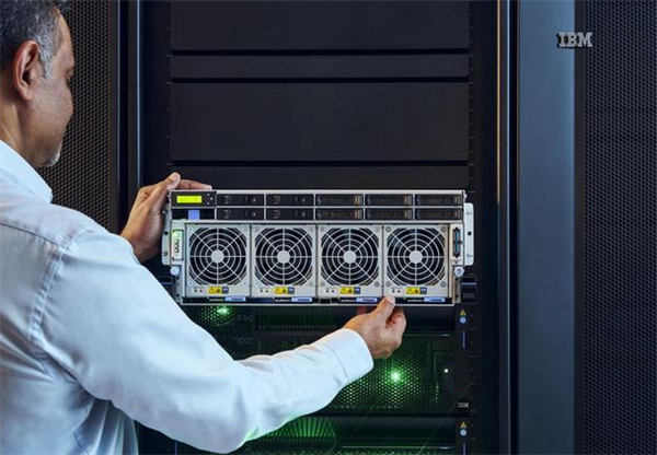 IBM推出Power11服务器：正常运作时间达99.9999% 零停机维护