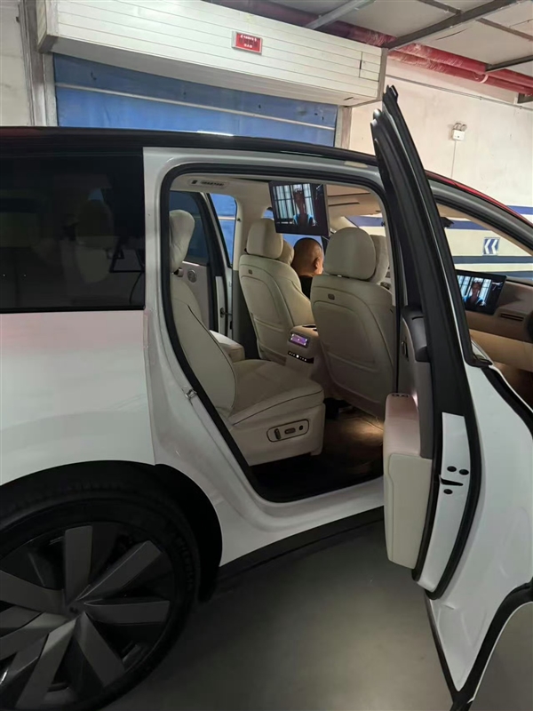 保密协议1000万元!理想i8内饰被提前泄密