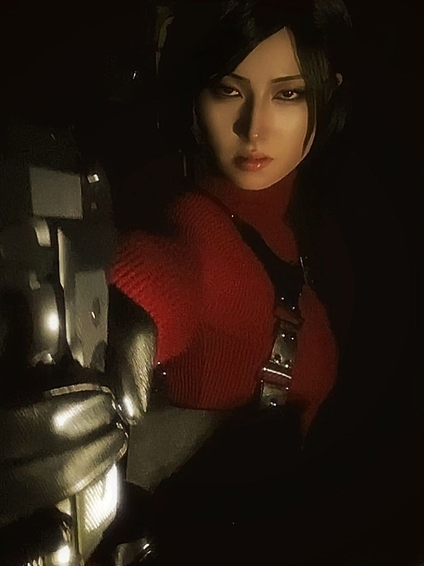 国外美女Cos《生化危机》艾达王 气质身材俱佳