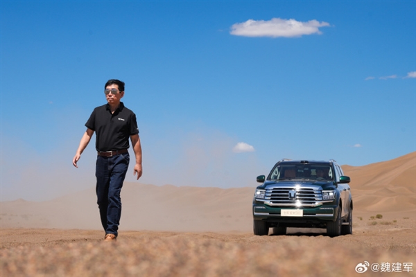 魏建军发布新款坦克500实车图：“敦煌绿”车色首次亮相