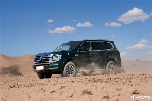 魏建军发布新款坦克500实车图：“敦煌绿”车色首次亮相