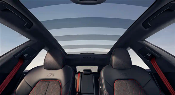 限时25.99万起 上汽奥迪A5L上市：第五代EA888+华为智驾