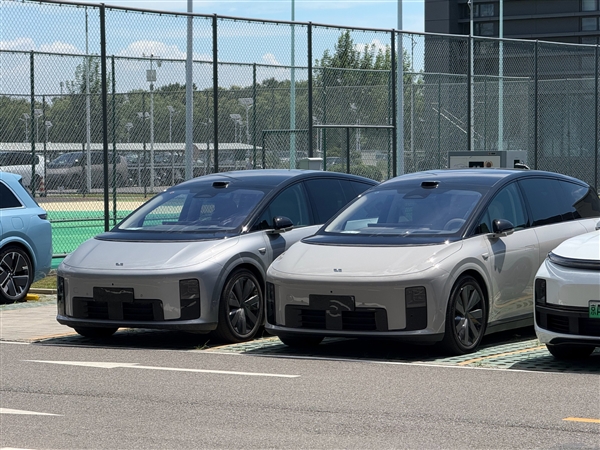 李想：理想i8市场反响不错 因为产品力上它没有对手！