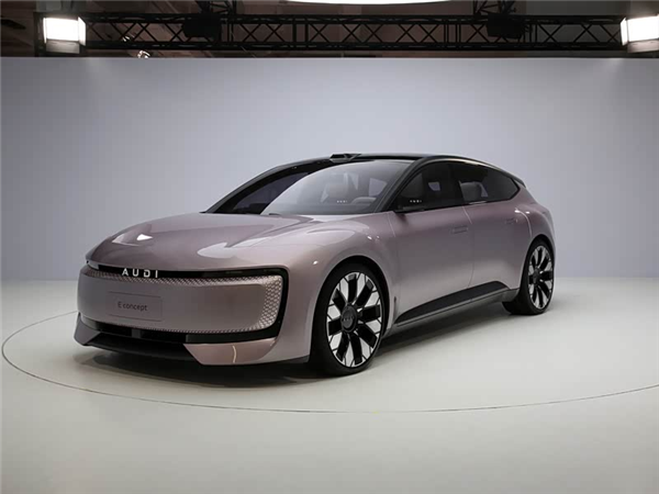 都说要买奥迪的旅行车 现在便宜的来了!你们人呢