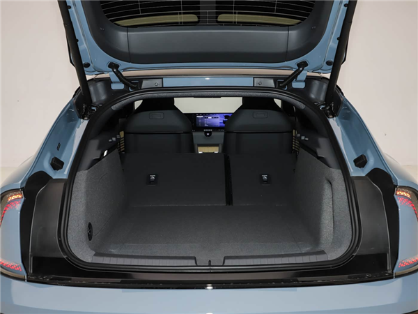 都说要买奥迪的旅行车 现在便宜的来了!你们人呢