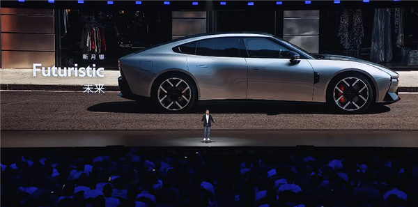 赛道超越小米SU7 Max!全新纯电轿跑小鹏P7上市:21.98万起