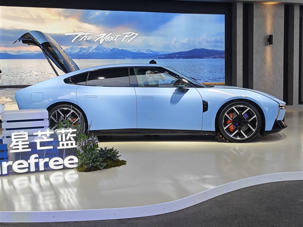 赛道超越小米SU7 Max!全新纯电轿跑小鹏P7上市:21.98万起