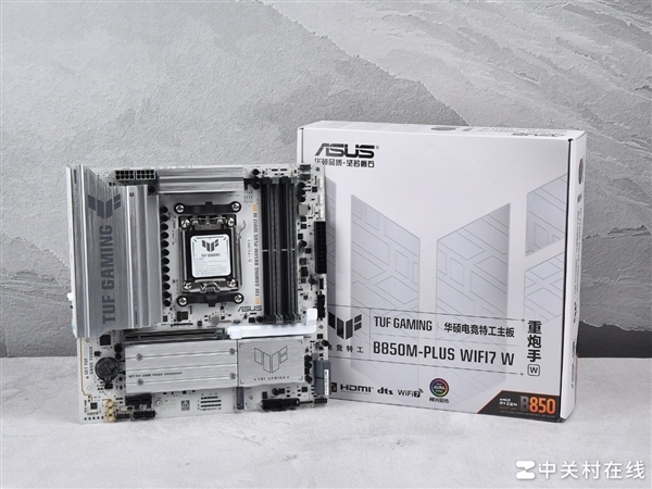 7打9帧数照样赢！锐龙7 9700X游戏对比酷睿Ultra 9 285K