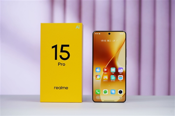 每台都独一无二!真我15 Pro图赏