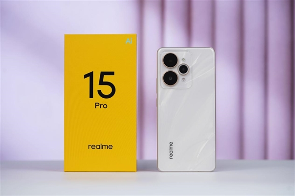 每台都独一无二!真我15 Pro图赏
