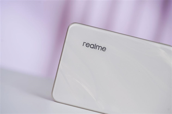 每台都独一无二!真我15 Pro图赏