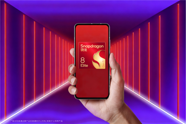 小米17系列刷跑分:多核近12000 稳赢iPhone 17 Pro