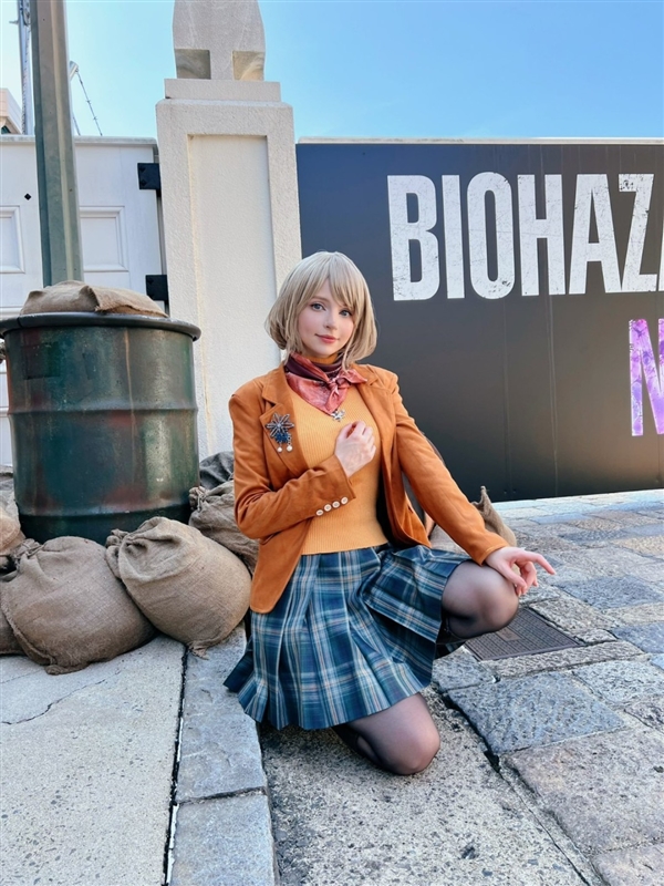 阿什莉体模Cos《合金装备3》夏娃第2弹：完美还原