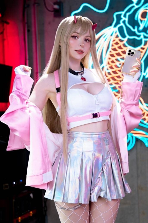 阿什莉体模Cos《合金装备3》夏娃第2弹：完美还原