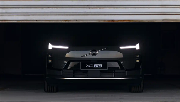 比指导价狂降15万 全新沃尔沃XC70插混SUV上市：26.99万起