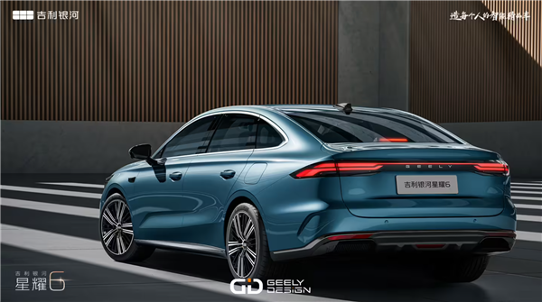 油耗2L级全球最低！吉利银河星耀6预售：7.98万起