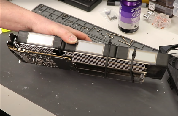 NVIDIA最入门显卡：RTX 5050成功改装成5050 Ti！创多项世界纪录